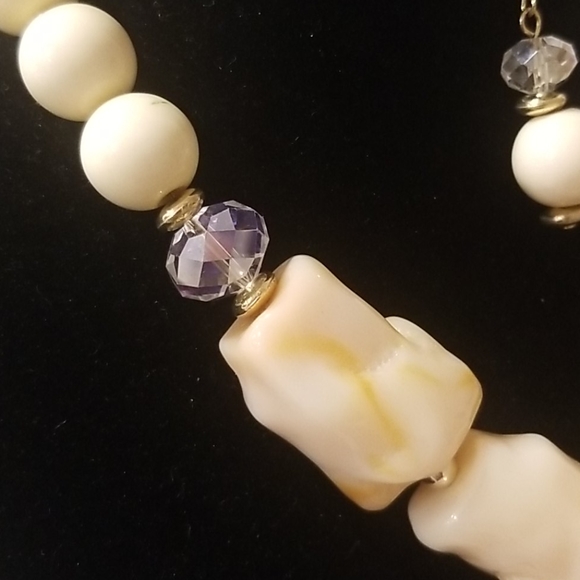 BOHO Faux Alabaster Chunky Matching Set - Picture 5 of 6